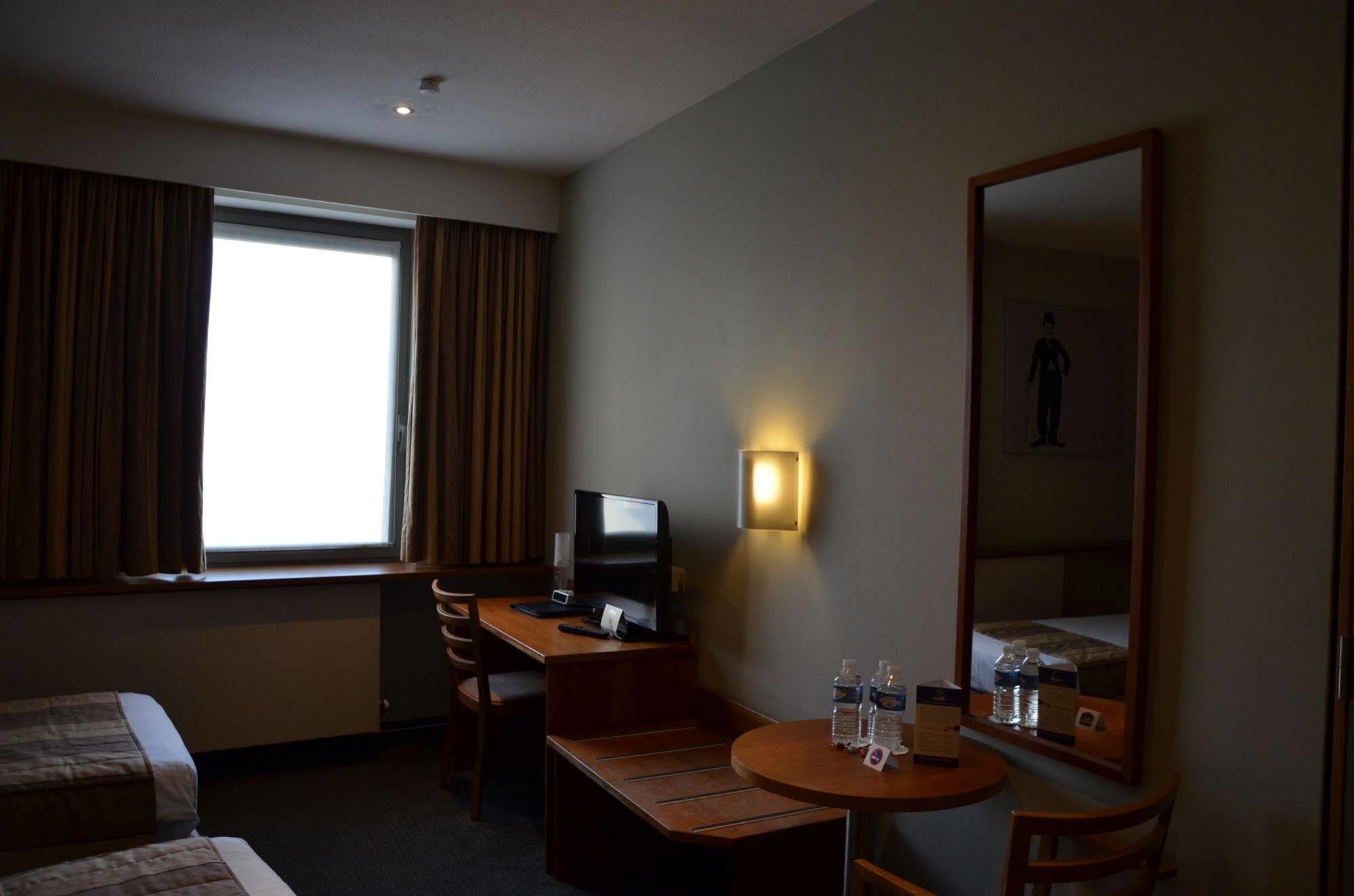 Hotel Pax Diksmuide Exterior photo